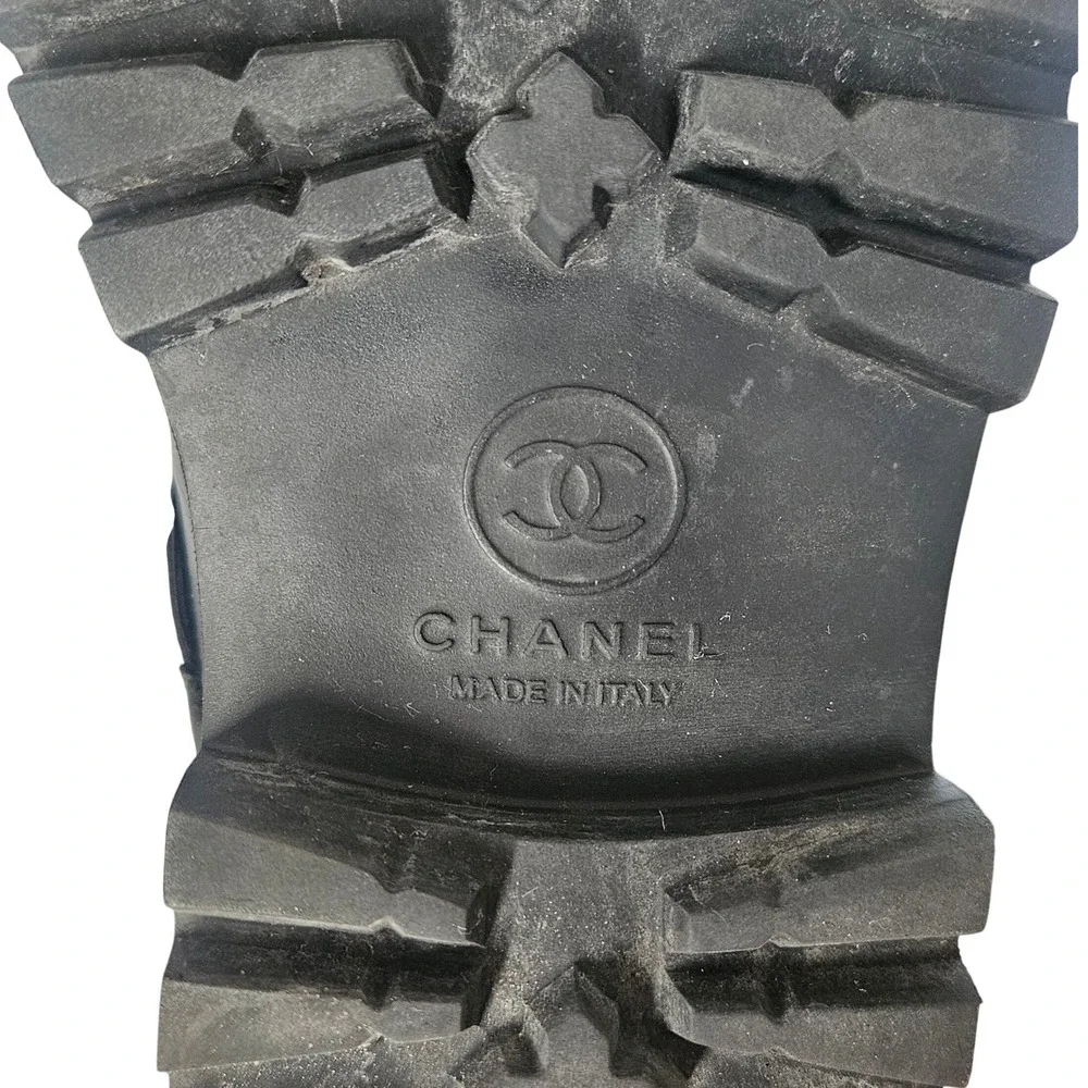 Chanel Calfskin Tweed Nylon Printed Boots 37.5 Black CC Logo Lug Sole